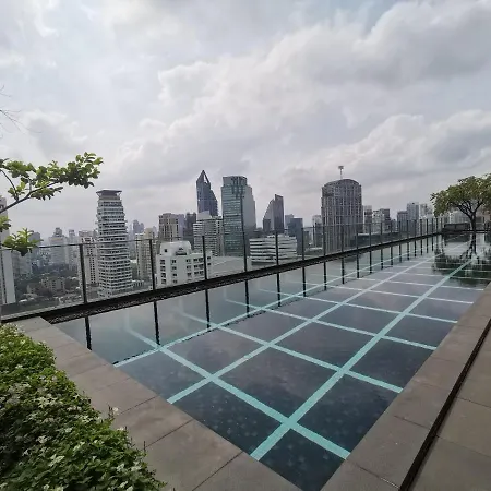 小憩 屋顶无边泳池 Terminal21 Phrom Phong Asok 21航站楼 阿索 Apartment